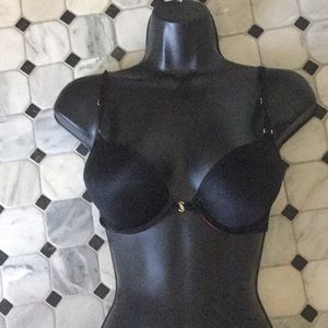 Black and Red Bra With Inner Padding